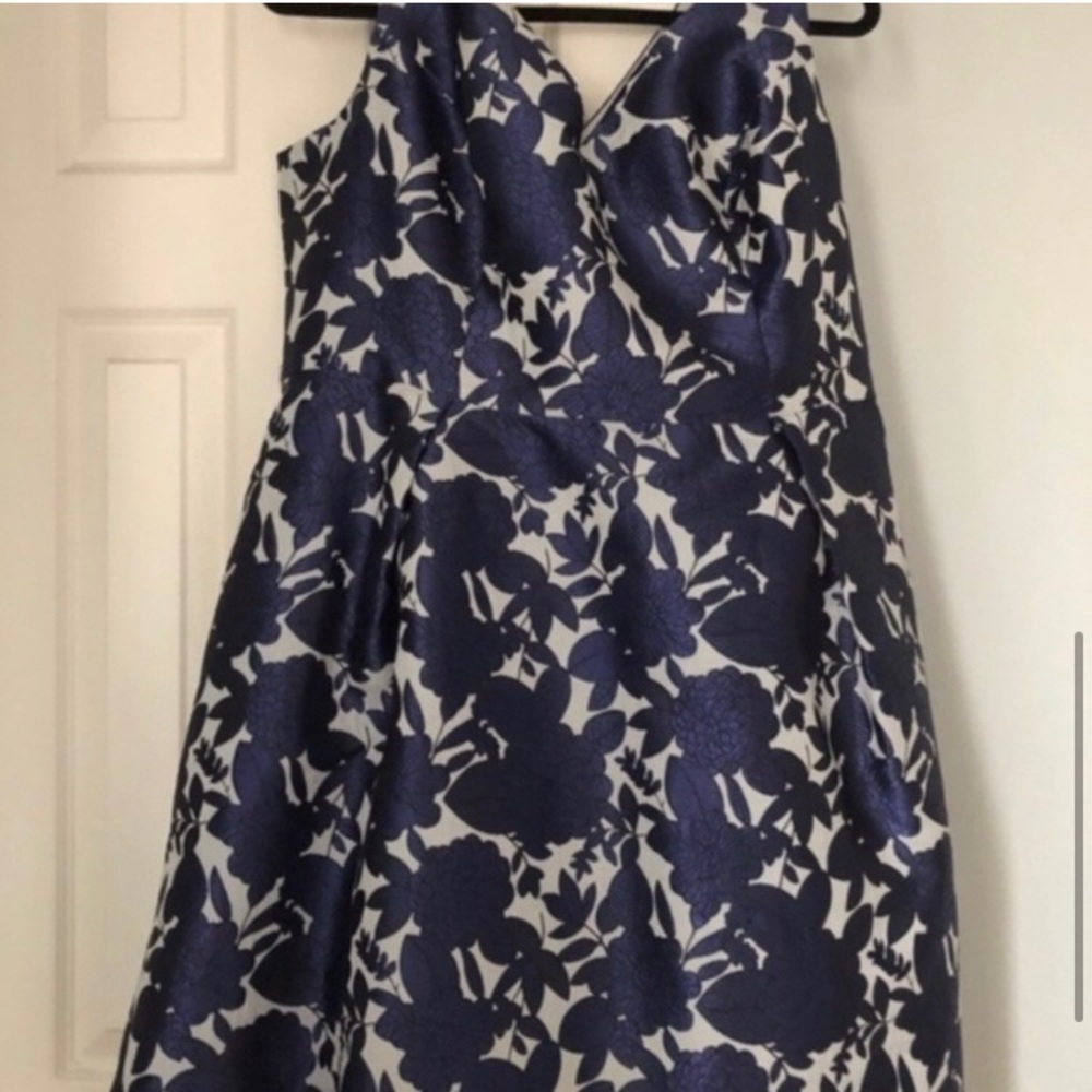 NWT Jacquard Floral Dress - Picture 3 of 5